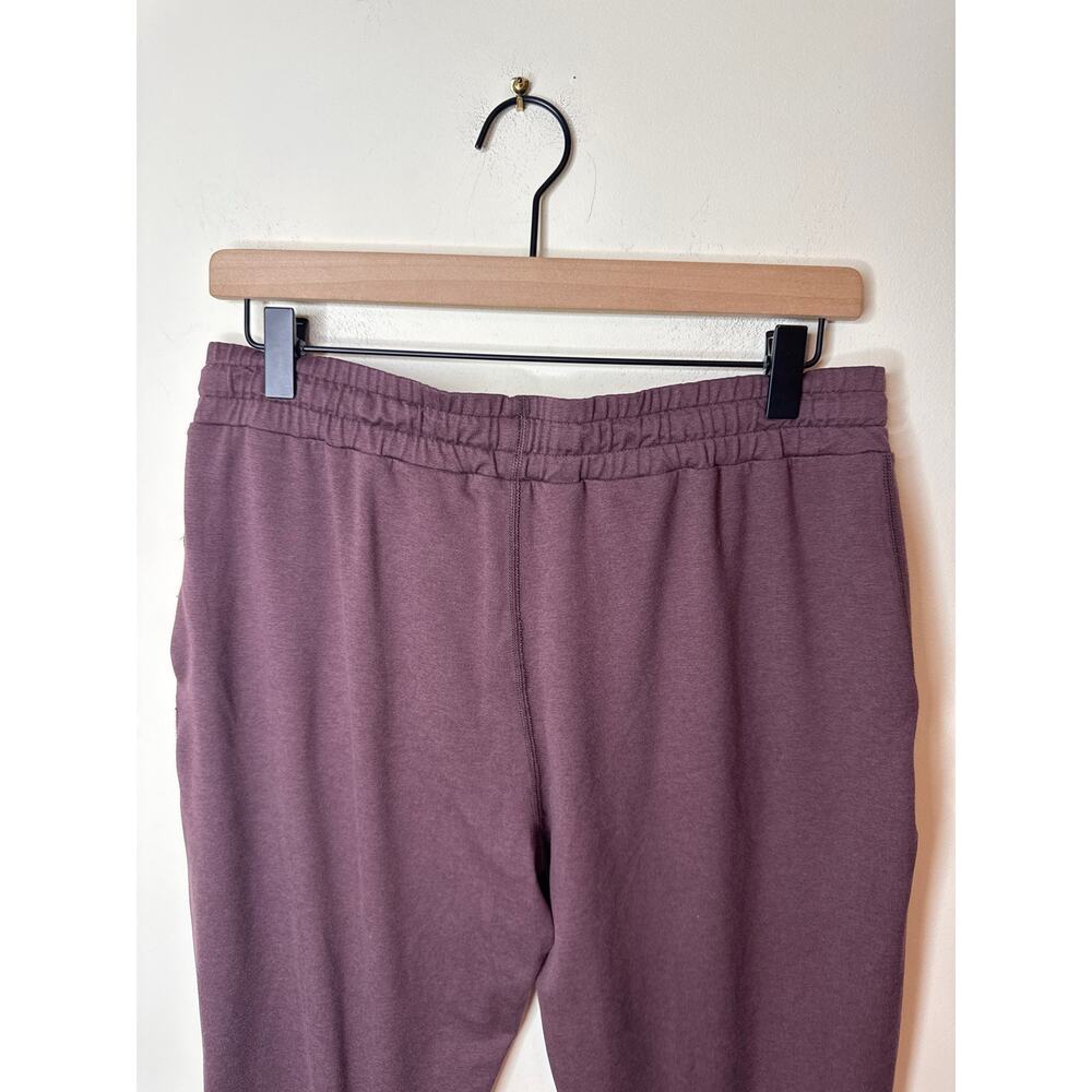 VUORI Performance Jogger Brown/Purple Size Medium - Picture 5 of 7